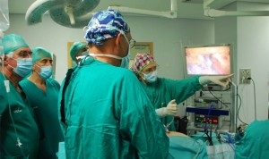 Vithas forma en el tratamiento endoscópico de hernia inguinal