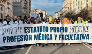 Los médicos piden un Estatuto propio en una manifestación. 