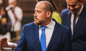 Vox exige una "derivación automática" a CSUR para tratar un cáncer infantil