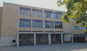  Facultad de Medicina de la Universidad de Zaragoza. El Gobierno de Aragón autoriza la modificación del título de graduado o graduada en Medicina por la Unizar para el aumento de la oferta de plazas