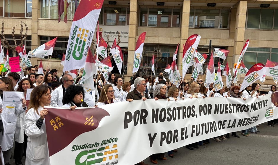 Huelga de médicos, en directo: la Justicia anula varios servicios mínimos