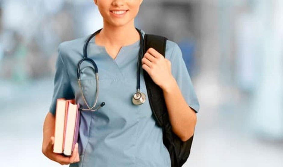 Estudiar Medicina después de Enfermería, ¿qué asignaturas convalidan?